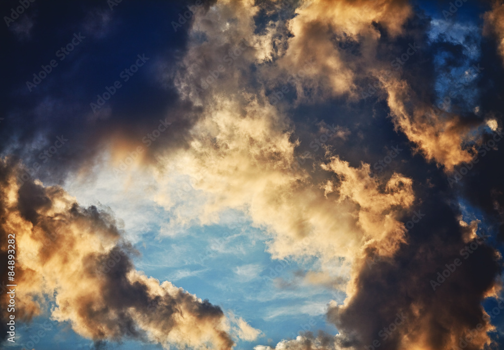 Obraz premium Dramatic Clouds