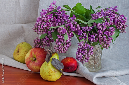 Still life with lilac pears and apples