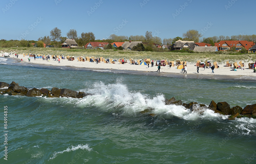 Wellenbrecher am Darßer Strand