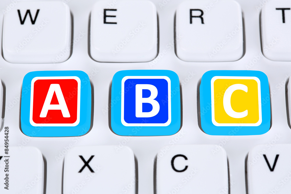 ABC lernen in Schule für Schüler auf Computer Nachhilfe ABC lernen in Schule für Schüler auf Computer Nachhilfe