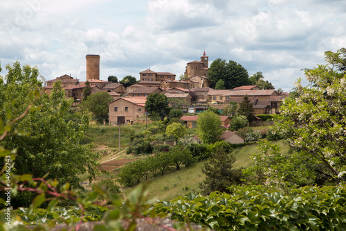 Oingt , Village médiéval aux Pays des Pierres Dorées , Vallée d ' Azergues dans le Rhône