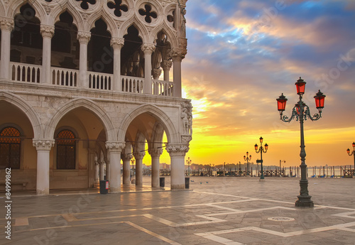 Doge palace, Venice, Italy © neirfy