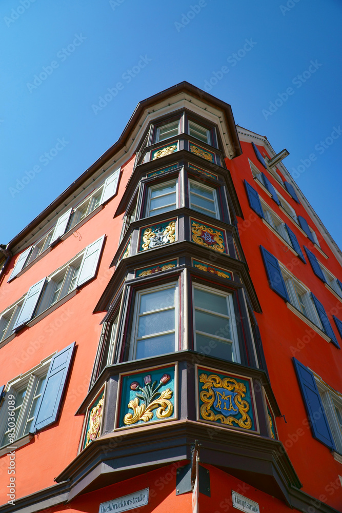 Fototapeta premium Blick auf einen Erker an einem altem Haus in Rottweil