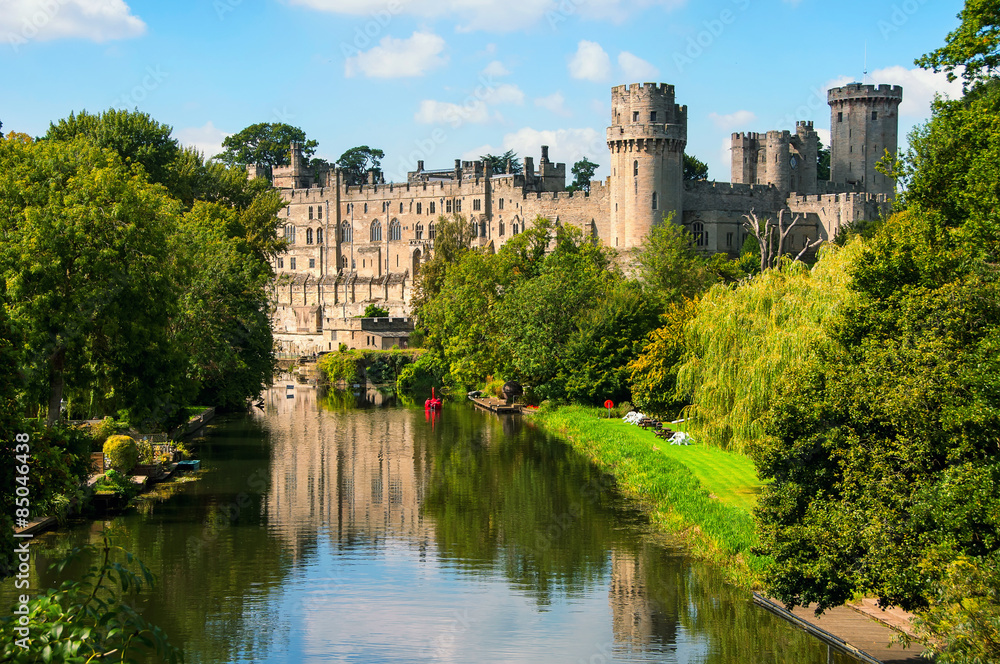 Fototapeta premium Warwick castle in UK with river