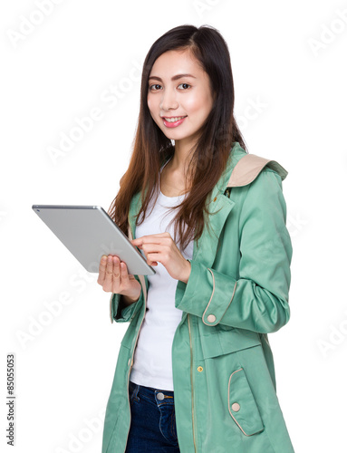 Asian woman use of tablet pc