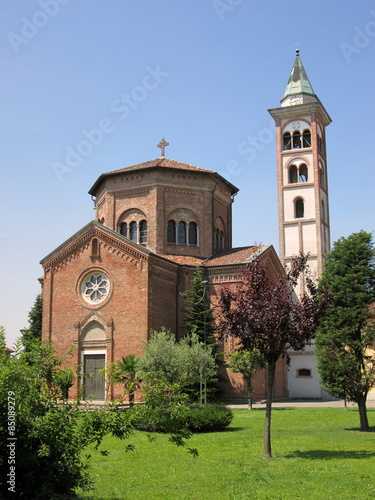 Nosadello , Basilica photo