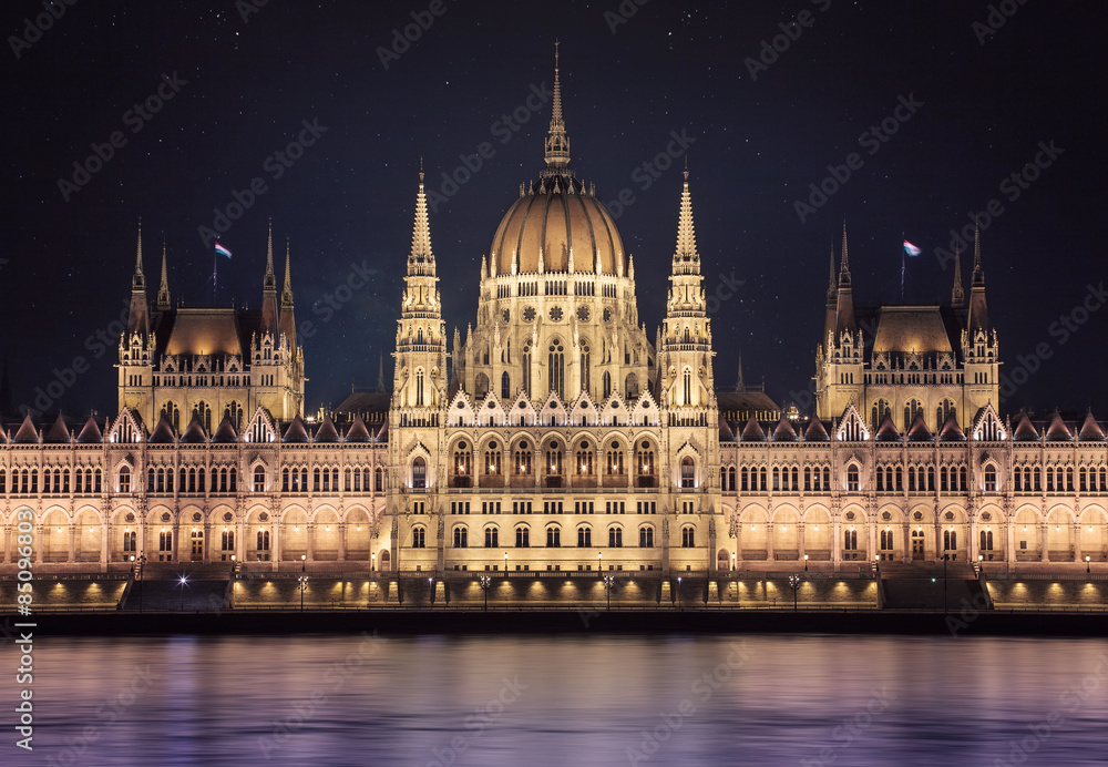 Night view of Budapest parlament