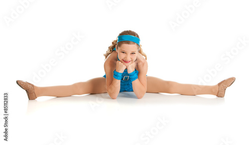 Photography Dancer: Dancer Does Straddle Split to Stretch