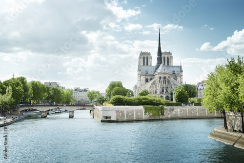 Seine and Notre Dame de Paris, Paris, France © Iakov Kalinin