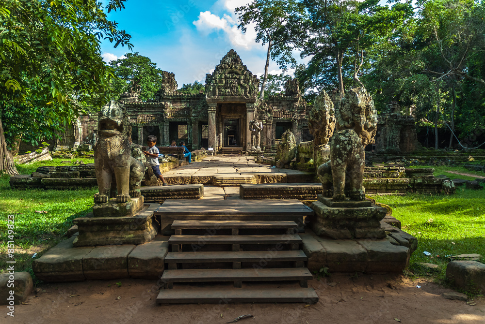 sight of the entry and of the sight of the entry and of the