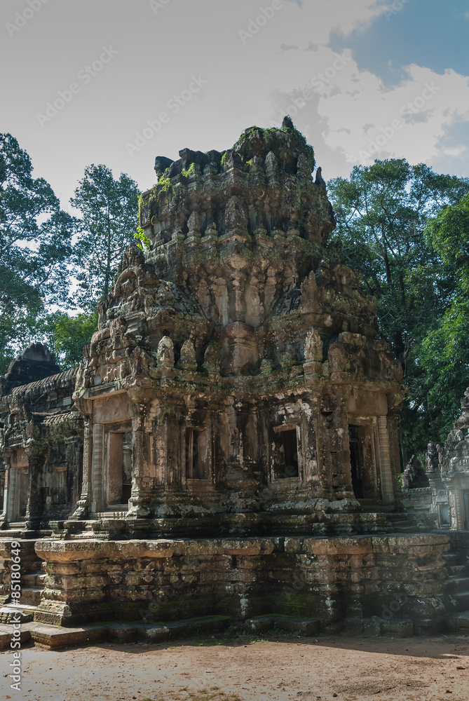 prasat of the temple thommanon in siam reap, cambodia