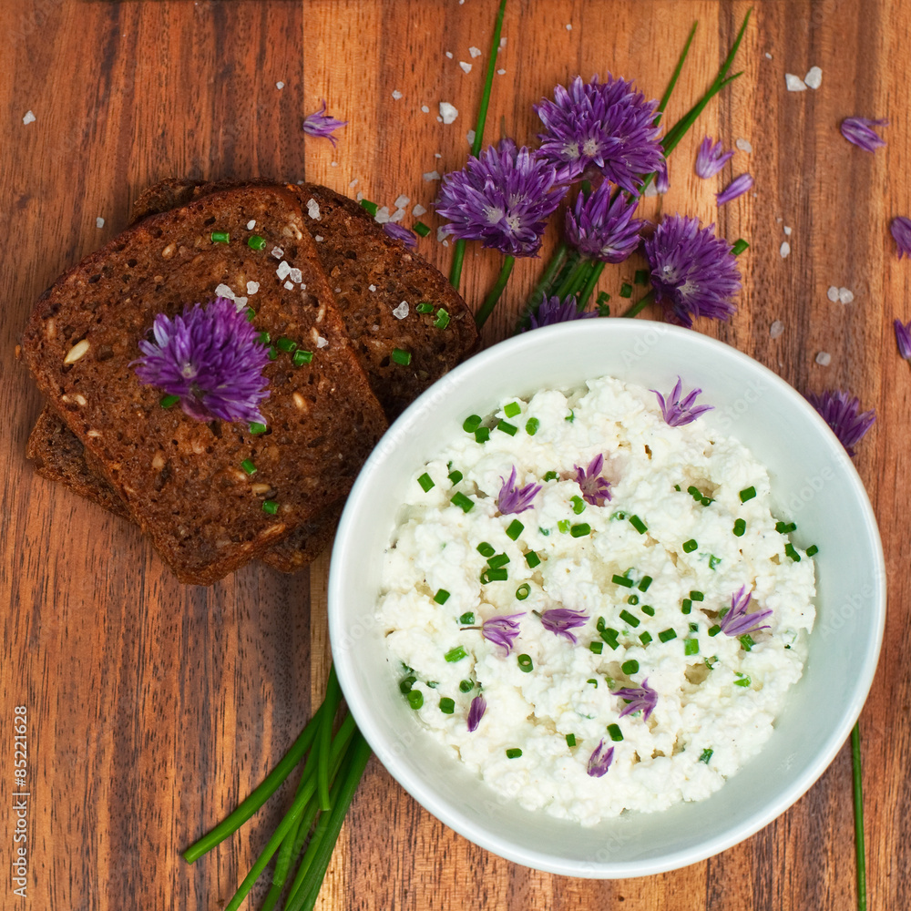bread with fresh chives