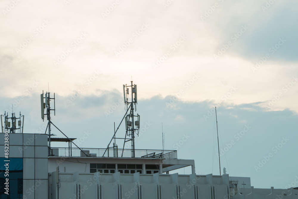 Internet repeater antenna on building Internet repeater antenna on building
