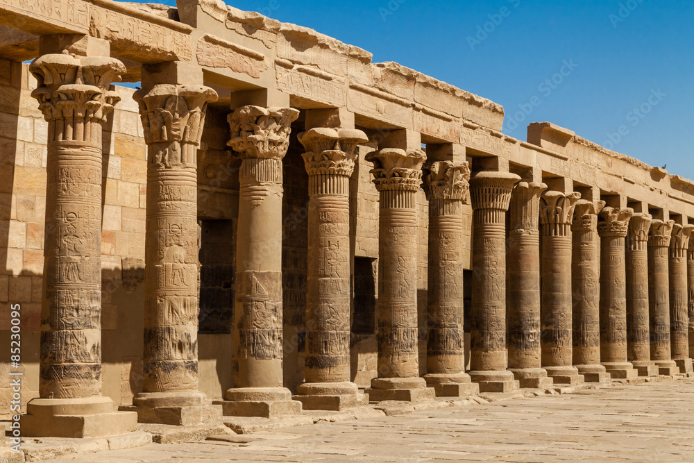 Columns of Isis