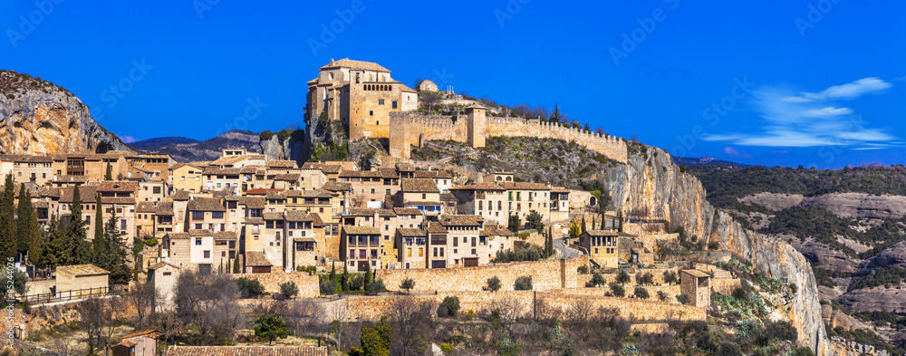 Alquezar - beautiful medieval village in Aragon mountains, Spain