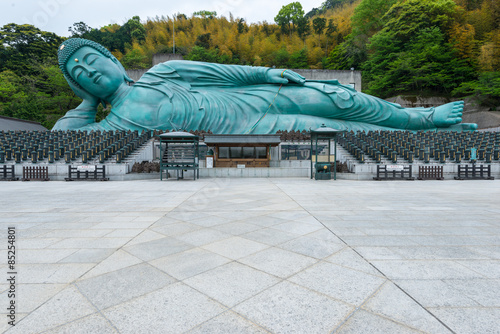Wallpaper Mural The Reclining Buddha of Nanzoin Temple in Fukuoka, Japan Torontodigital.ca