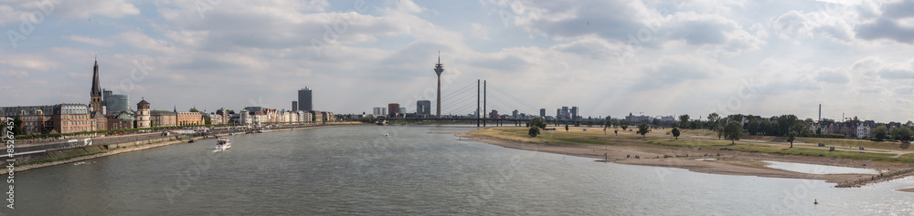 duesseldorf germany high resolution panoramic picture