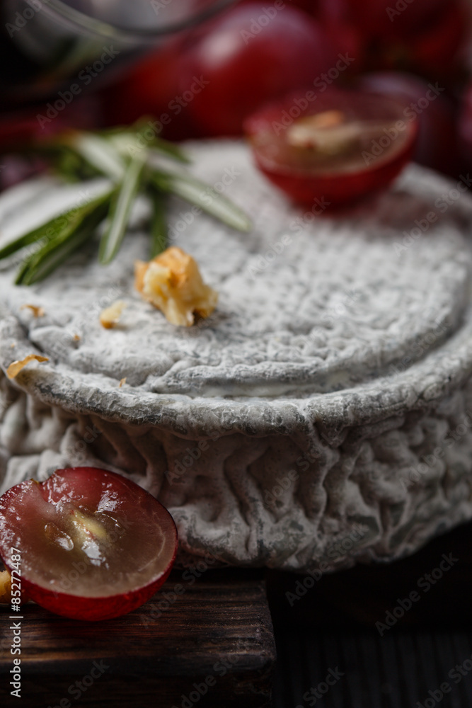French Goat cheese with grape French Goat cheese with grape