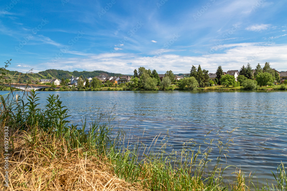 Fototapeta premium Piesport at the Moselle