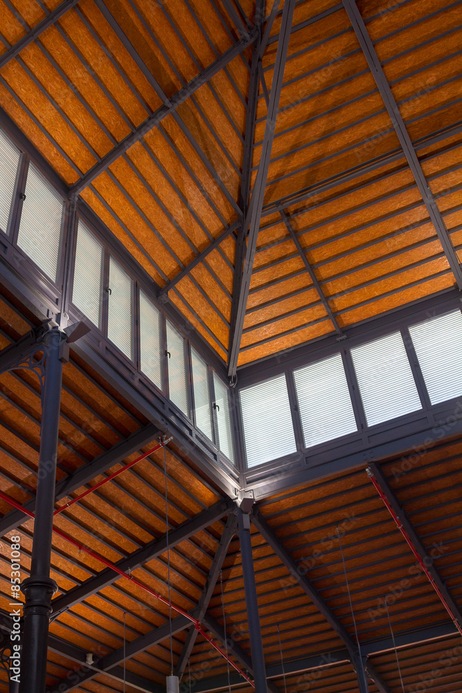 Obraz premium iron wooden ceiling restored ancient ship