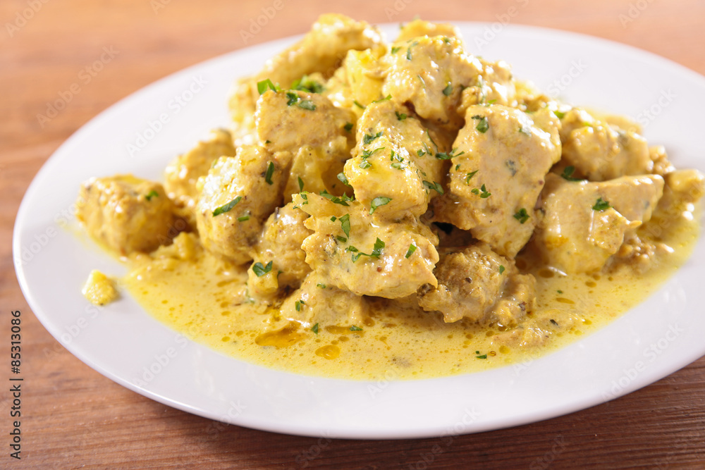 chicken and curry sauce chicken and curry sauce
