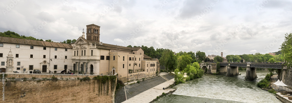 Isola Tiberina and Tevere rivere in wide view