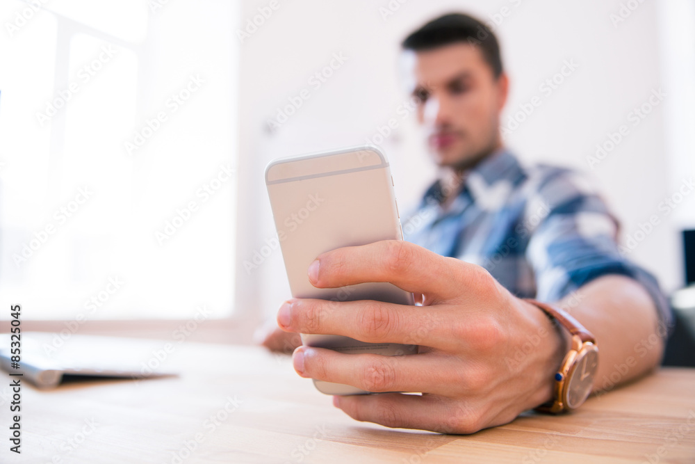 Man using smarptohne Man using smarptohne