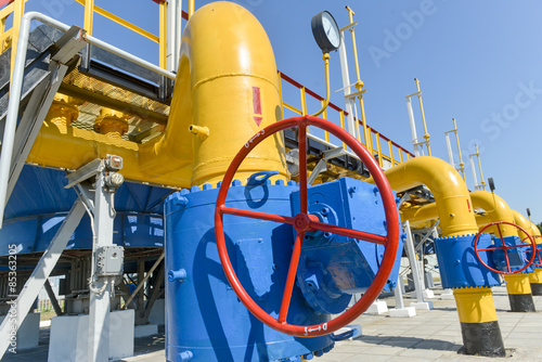 Gas compressor station