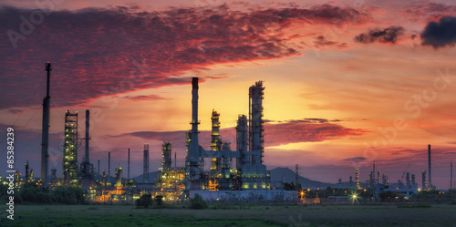 Fotografía Oil refinery factory