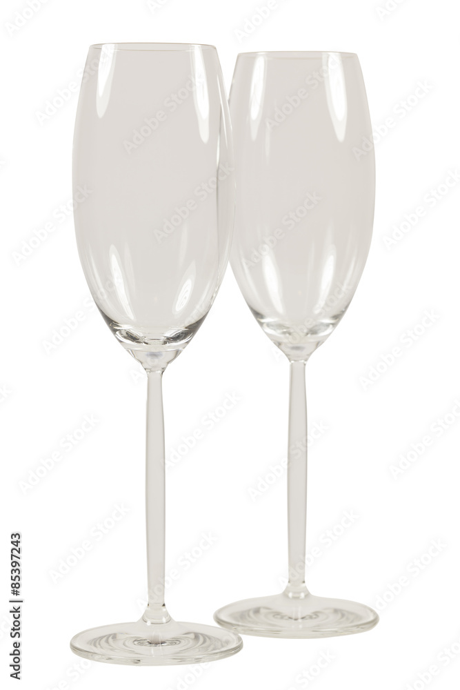 Obraz premium Zwei leere Champagnergläser mit langem Stiel