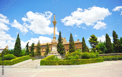 Plaza del Triunfo, Hospital Real, Granada, Andalucía, España