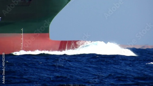 Nose tanker