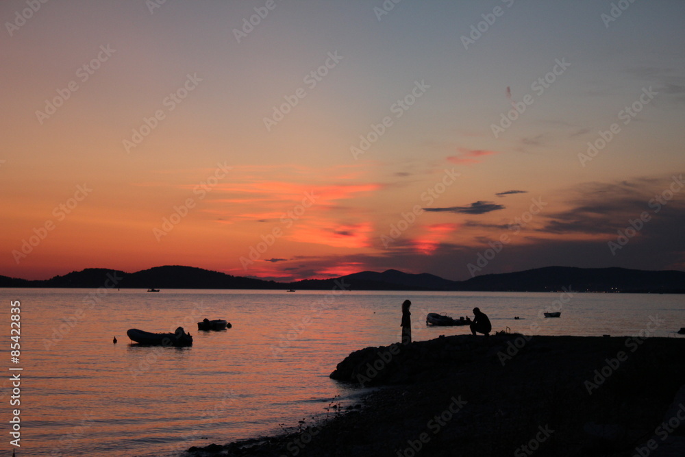 Sonnenuntergang auf dem Strand / Adria, Kroatien.