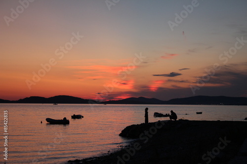 Sonnenuntergang auf dem Strand / Adria, Kroatien. © leomalsam