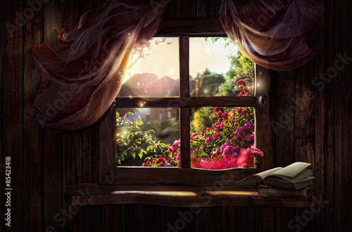 Fototapeta Magiczne okno z bajkowym ogrodem róż