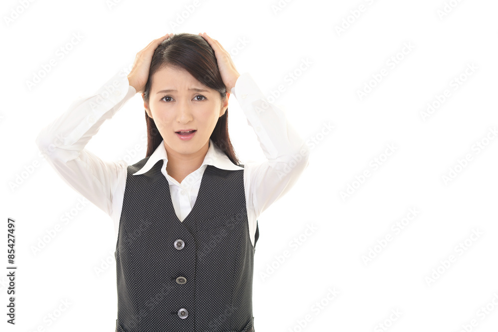 困惑する女性
