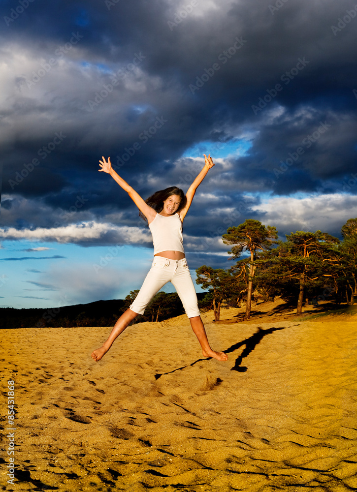 Obraz premium Happiness in the storm