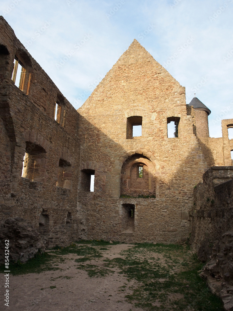 Burg Lichtenberg in Rheinland-Pfalz