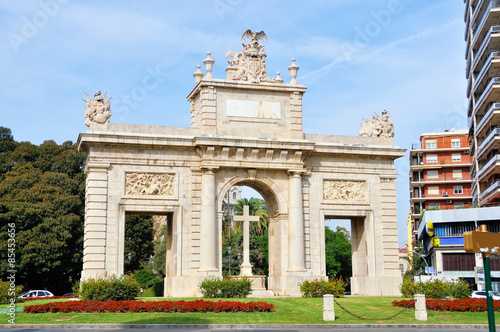 Puerta del Mar Arch situated in Valencia