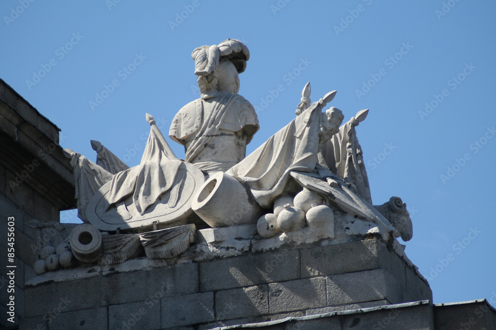 Obraz premium Estatua de Puerta Toledo