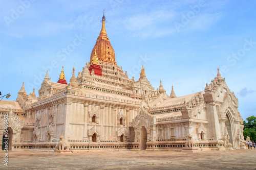 Ananda temple, the most beautiful temple in Bagan, Myanmar © phraisohn