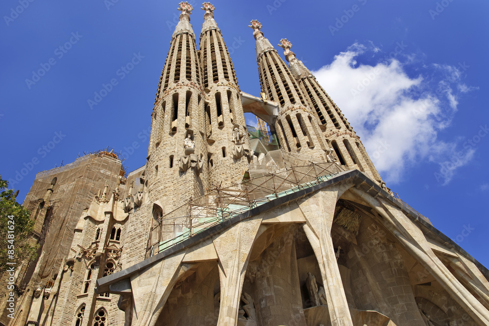 Towers of the Sagrada Familia Cathedral in Barcelona - obrazy, fototapety, plakaty 