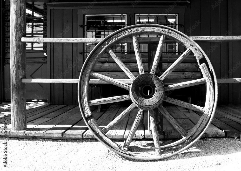 Old Wild West Wagon Wheel