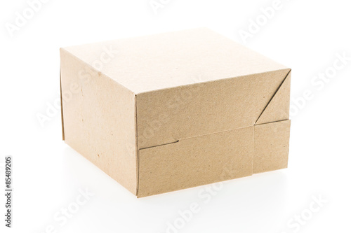 Brown paper box © siraphol