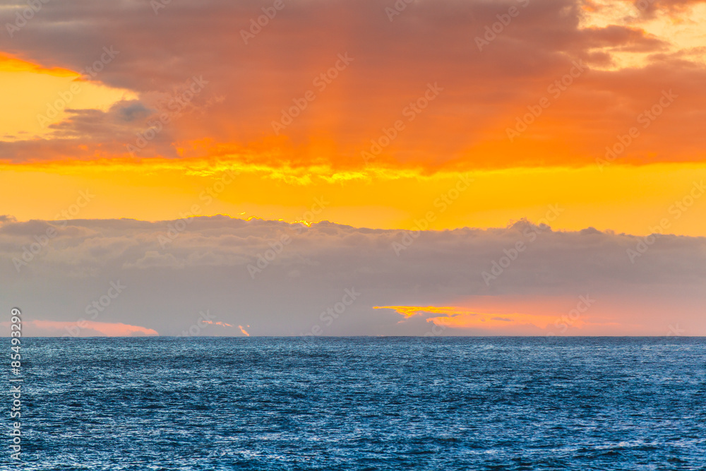 coucher de soleil sur la mer, île de la Réunion
