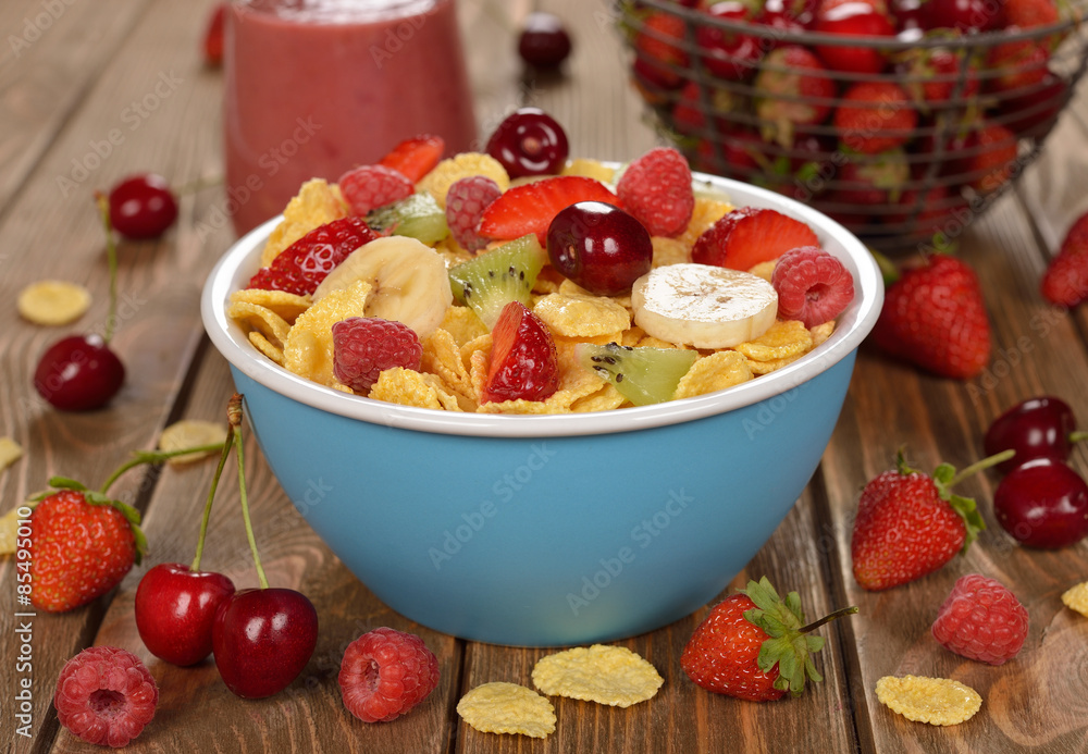 Corn flakes with berries Corn flakes with berries