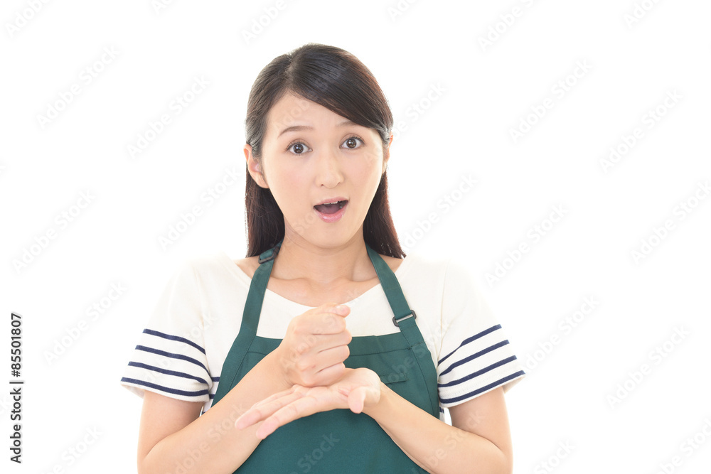 エプロンを着た女性 エプロンを着た女性