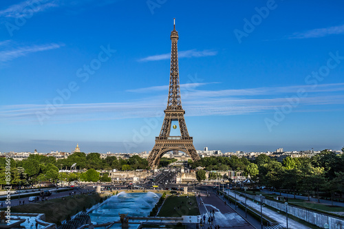 Tour Eiffel (Eiffel Tower). Paris, France. © dbrnjhrj