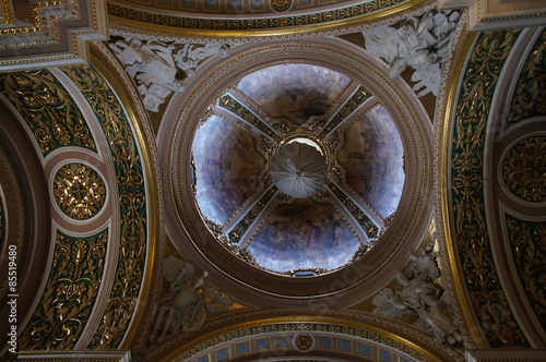 intérieur de l'église paroissiale Notre-Dame-des-Victoires de Naxxar