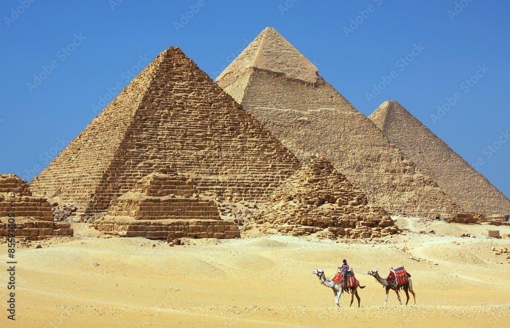 The pyramids in Egypt - obrazy, fototapety, plakaty 
